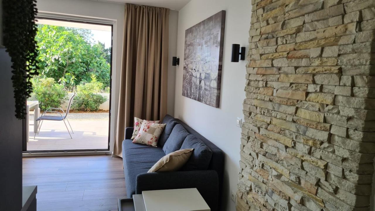 Vila Primorka Apartmani Oleander Silo  Exterior photo
